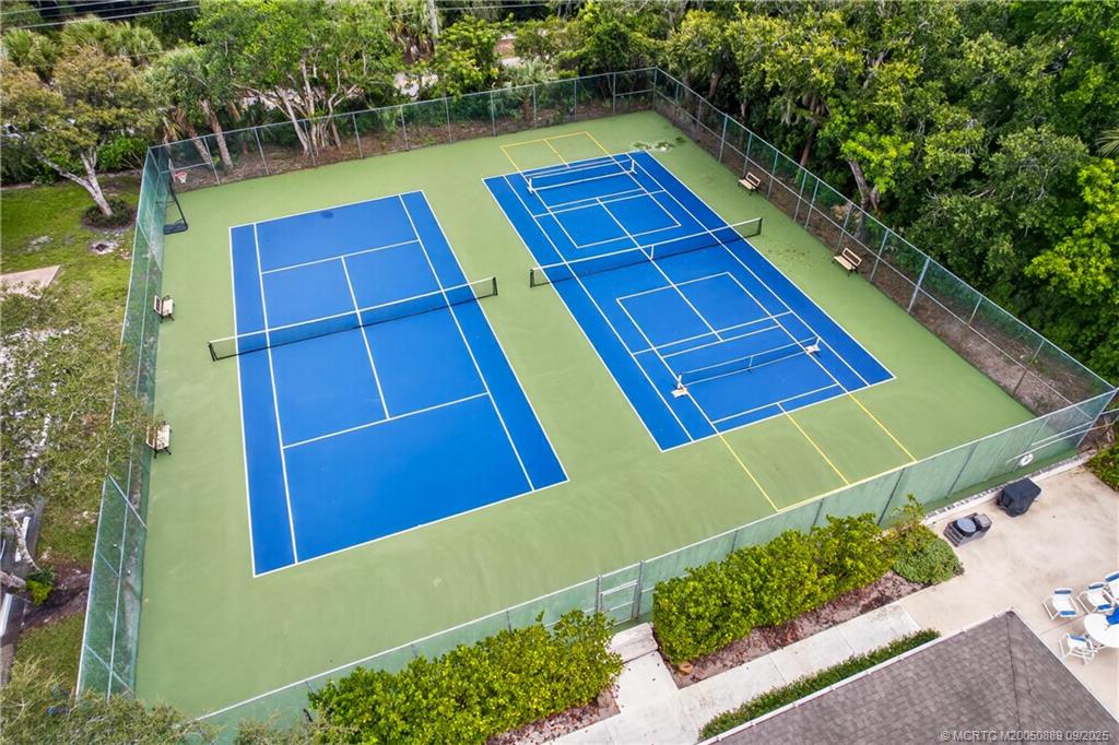 5184 SE Schooner Oaks Way