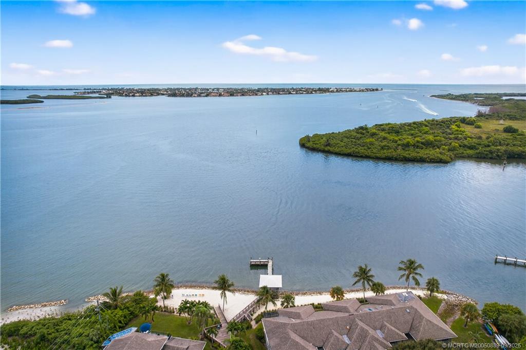 5184 SE Schooner Oaks Way