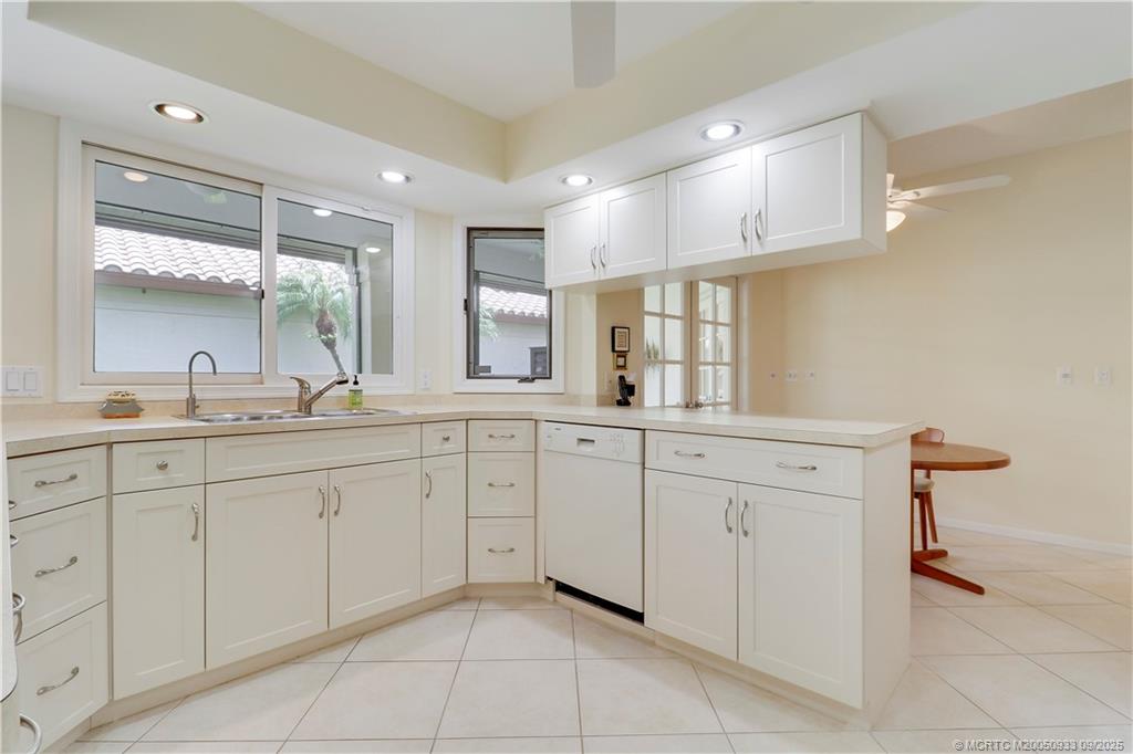 6384 SE Ironwood Circle