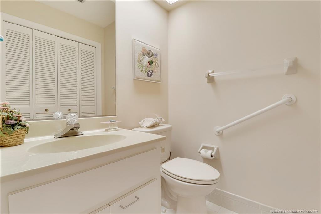 6384 SE Ironwood Circle