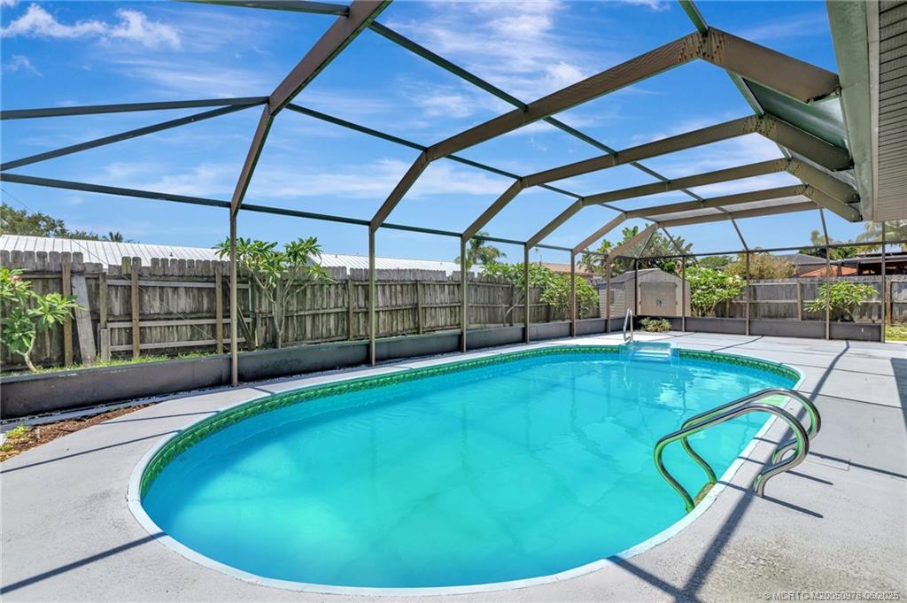 926 NE Vanda Terrado