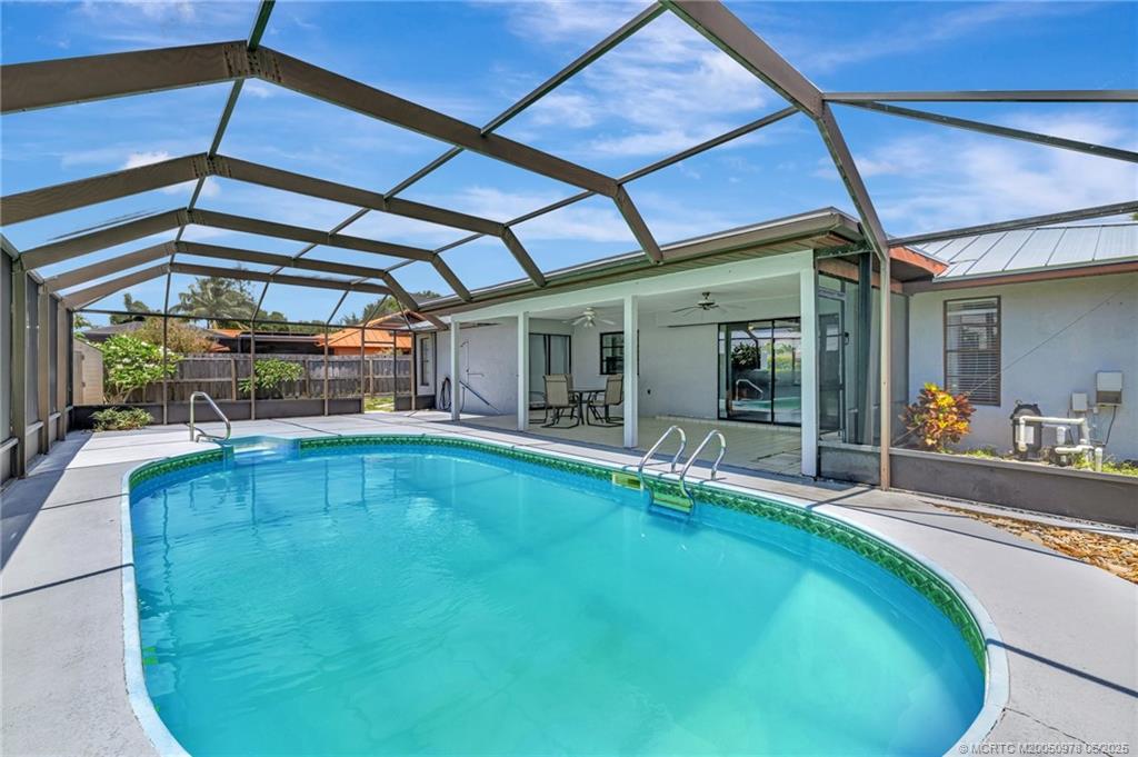 926 NE Vanda Terrado