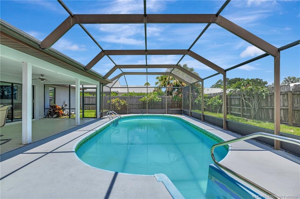 926 NE Vanda Terrado