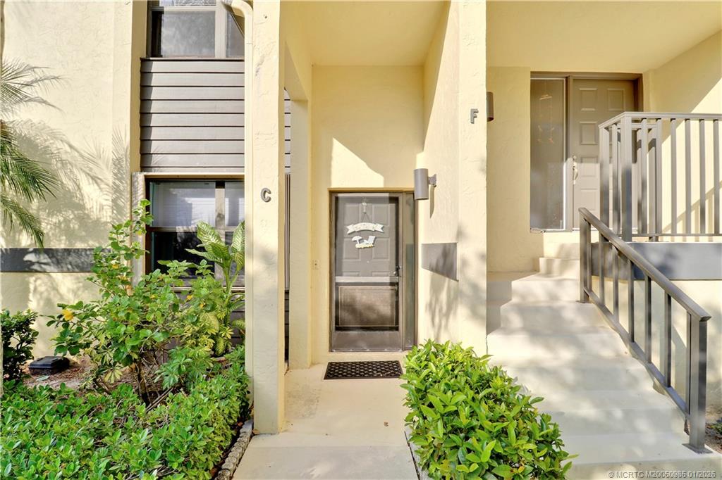 3990 SW Greenwood Way C