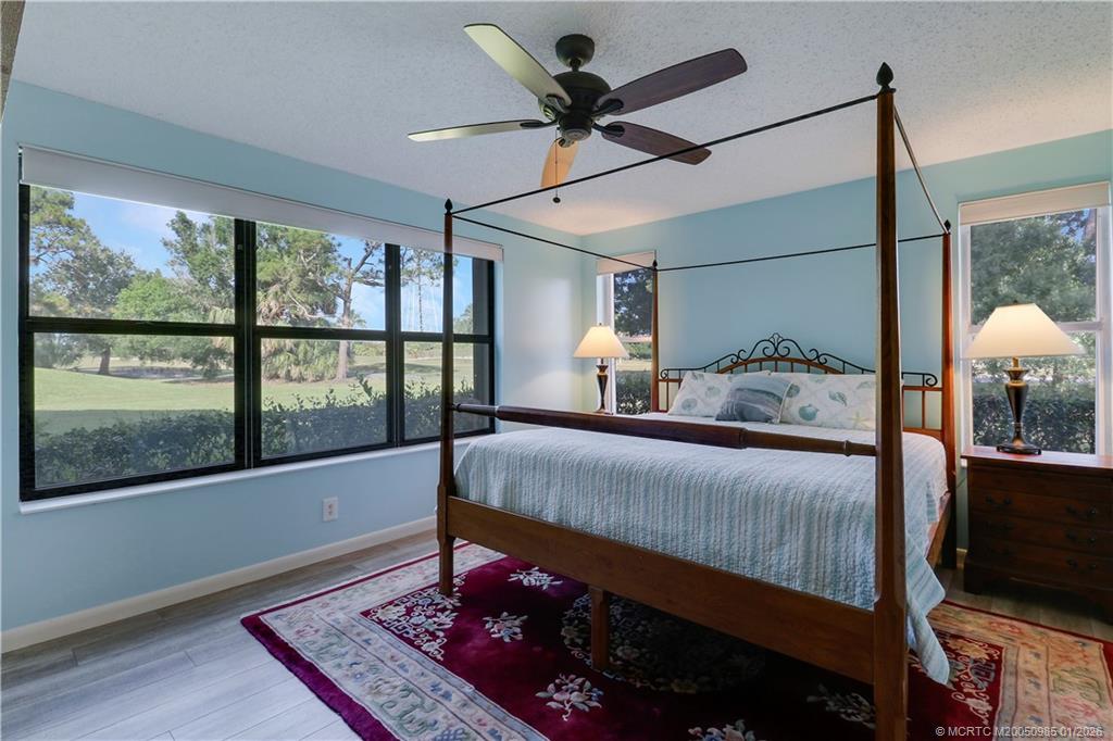 3990 SW Greenwood Way C