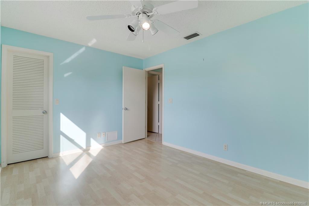 3990 SW Greenwood Way C