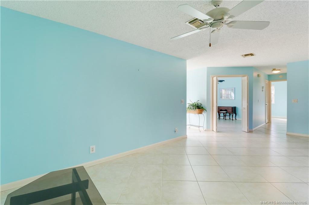 3990 SW Greenwood Way C