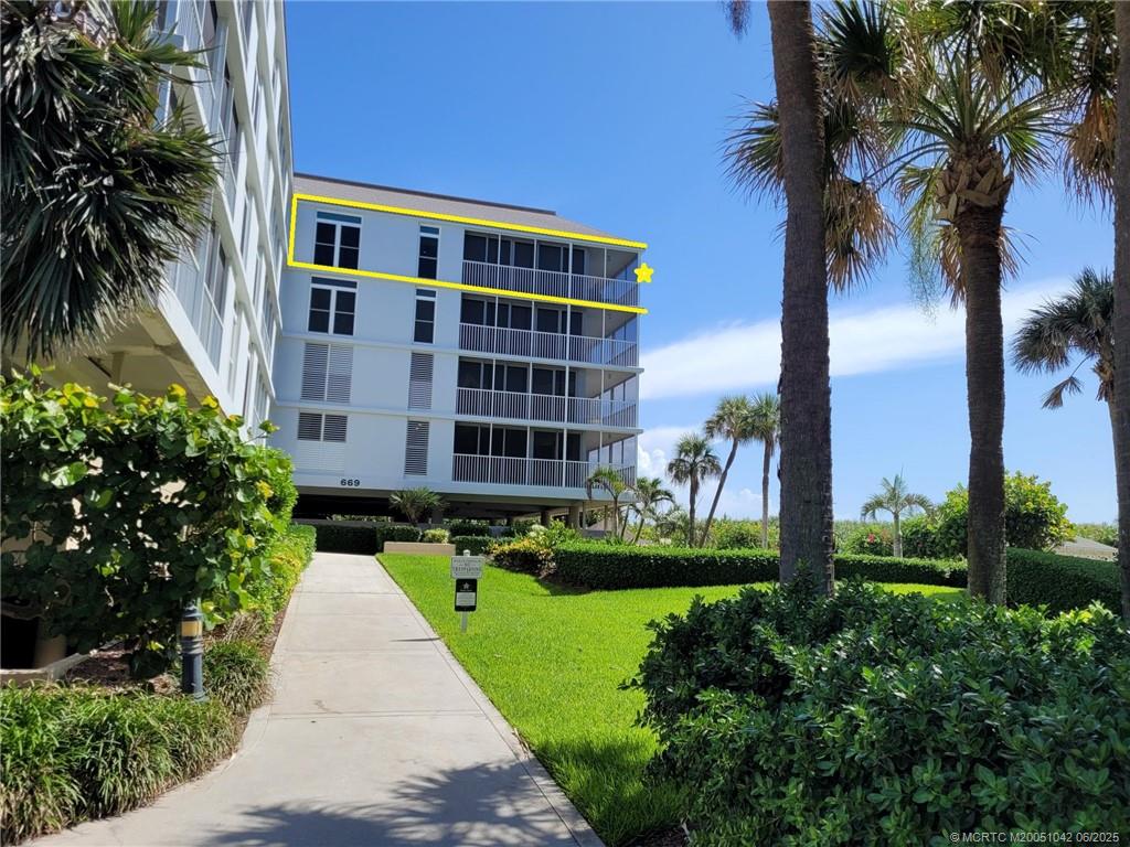 669 NE Plantation Road 405