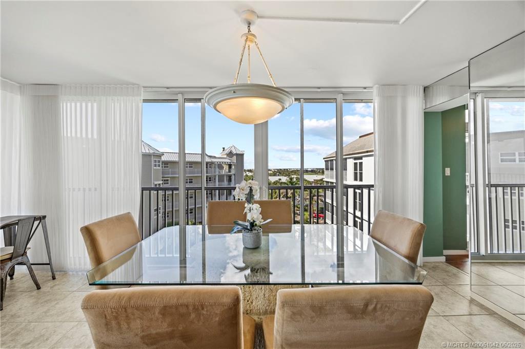 669 NE Plantation Road 405