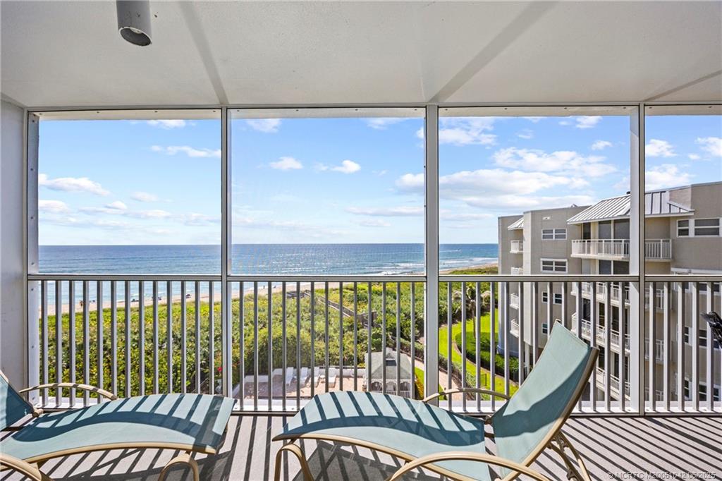 669 NE Plantation Road 405