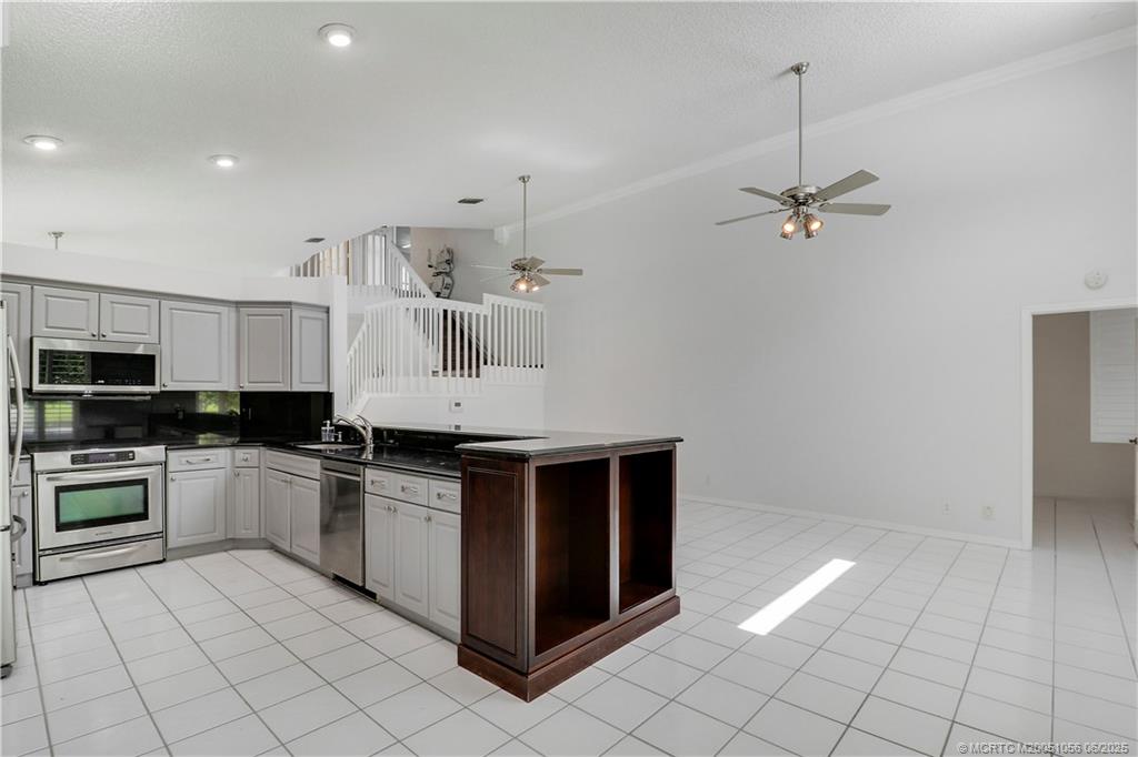 2278 SW Olympic Club Terrace