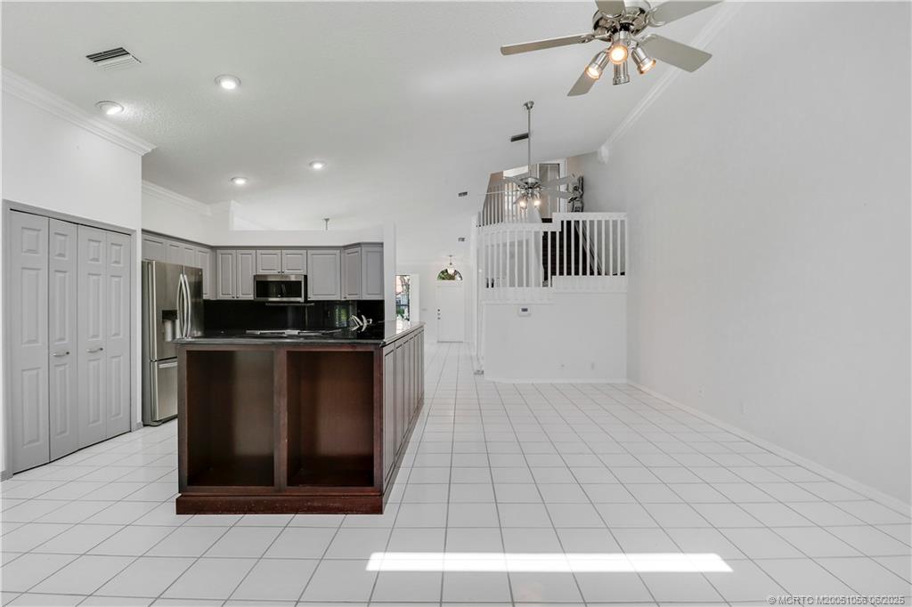 2278 SW Olympic Club Terrace