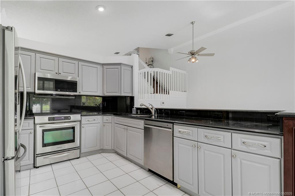 2278 SW Olympic Club Terrace