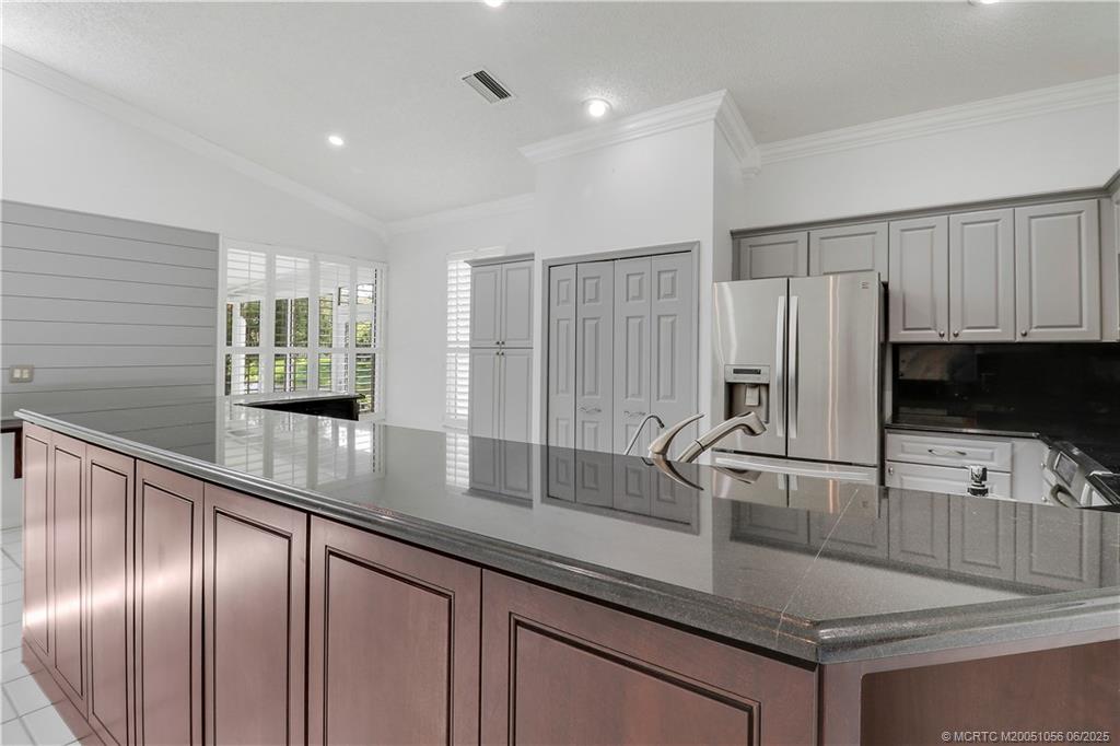 2278 SW Olympic Club Terrace