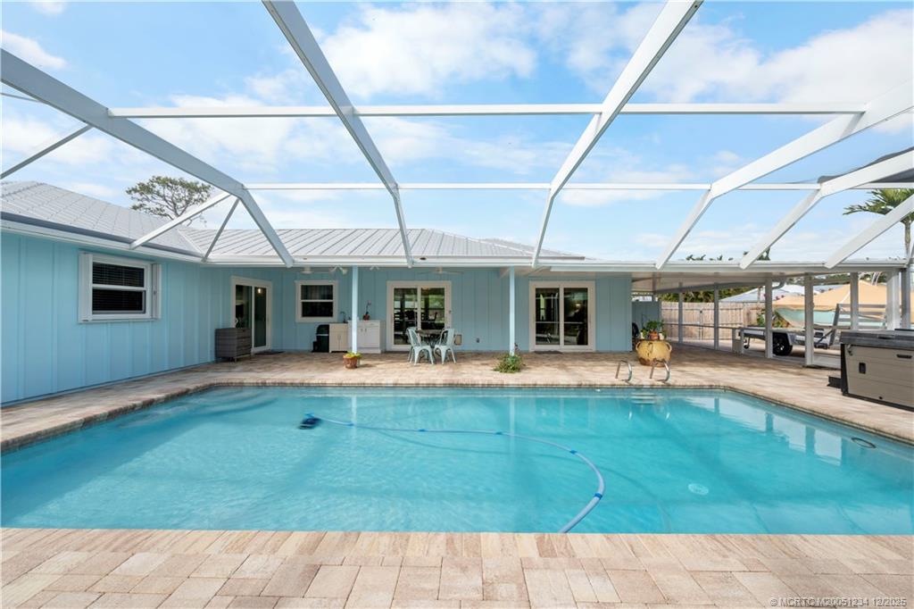 3514 SE Narragansett Terrace