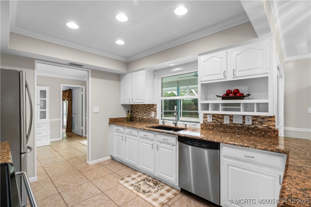 3514 SE Narragansett Terrace
