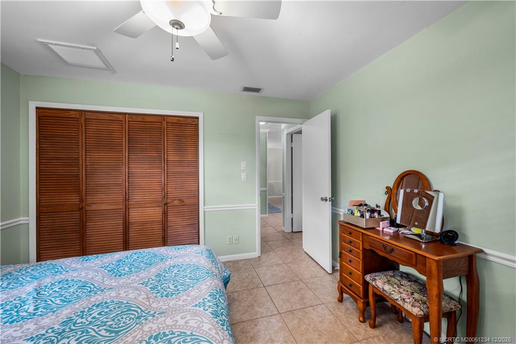 3514 SE Narragansett Terrace