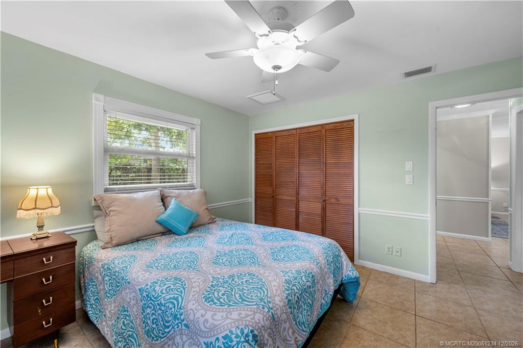 3514 SE Narragansett Terrace