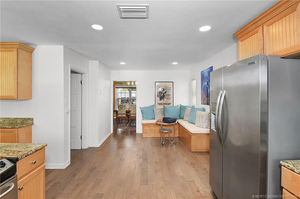 229 SE Villas Street