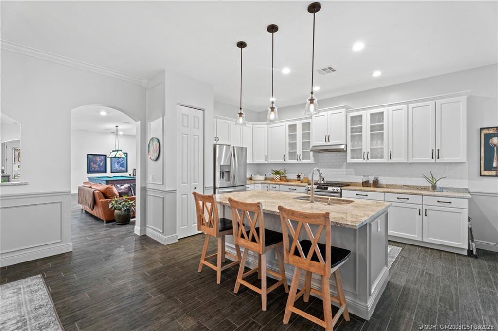 127 NW Swann Mill Circle