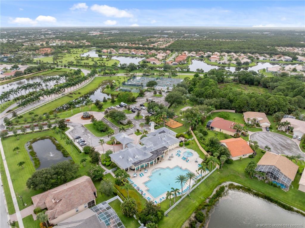 127 NW Swann Mill Circle