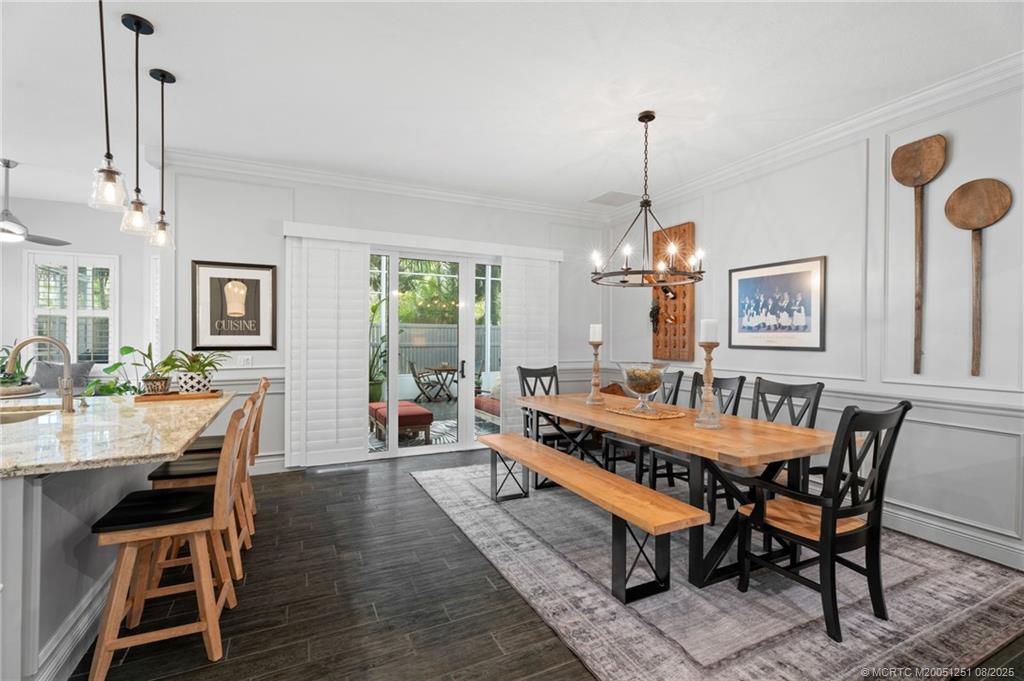 127 NW Swann Mill Circle