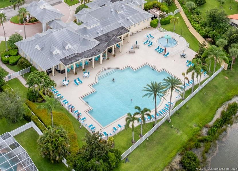 127 NW Swann Mill Circle