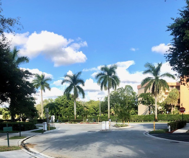 1953 SW Palm City Road 27G