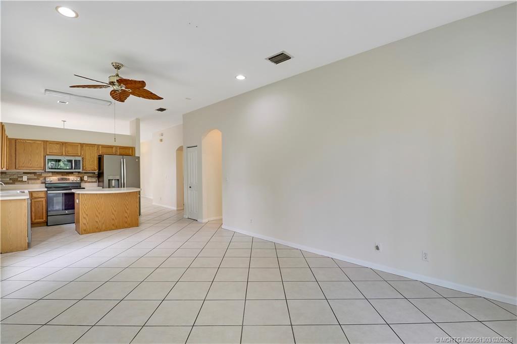 4735 SE Winter Haven Ct