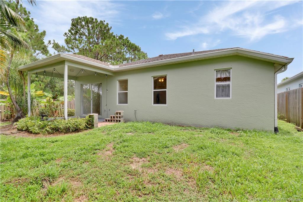 4735 SE Winter Haven Ct