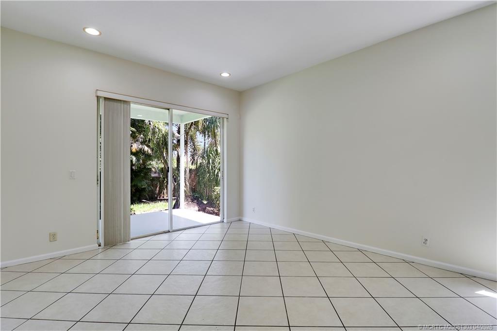 4735 SE Winter Haven Ct