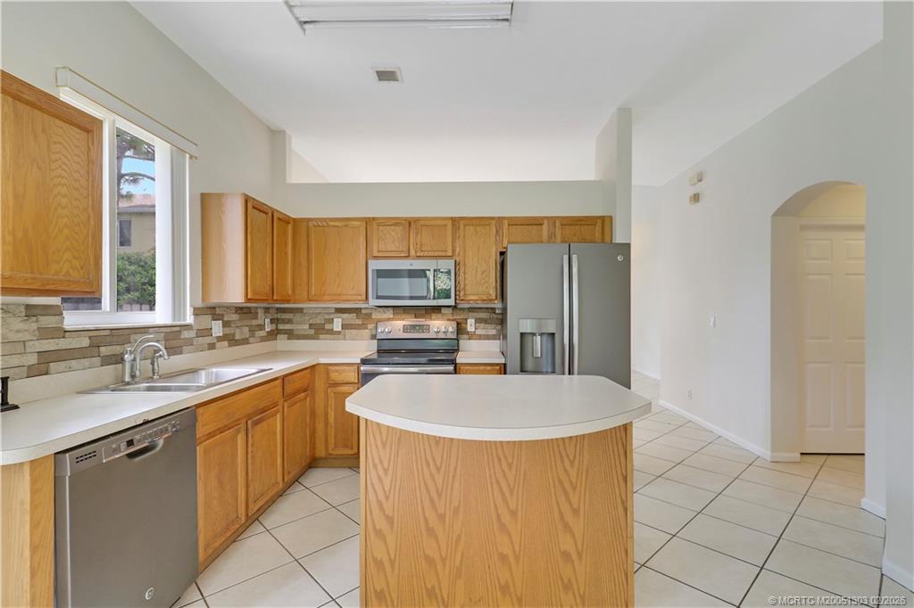 4735 SE Winter Haven Ct