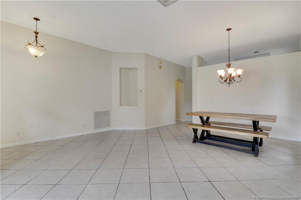 4735 SE Winter Haven Ct