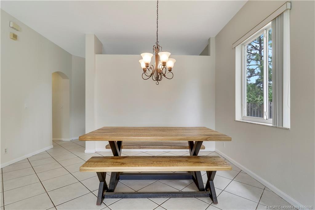 4735 SE Winter Haven Ct