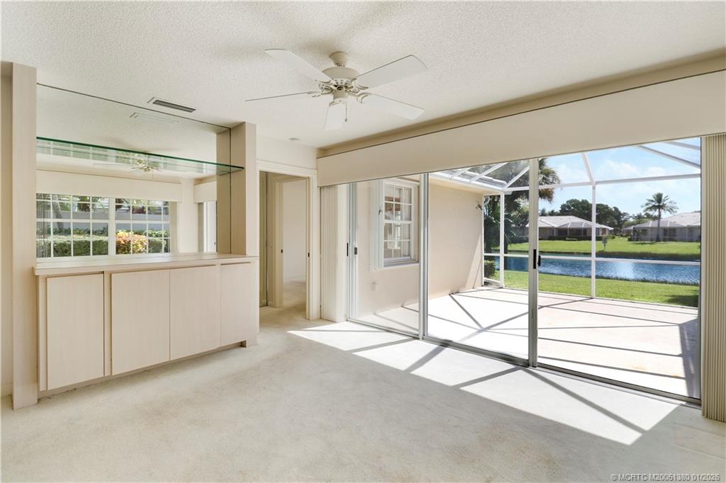 1260 NW Bentley Circle A