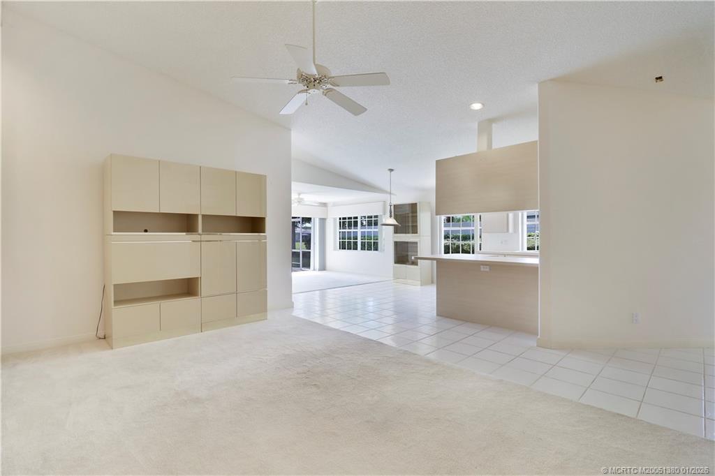 1260 NW Bentley Circle A