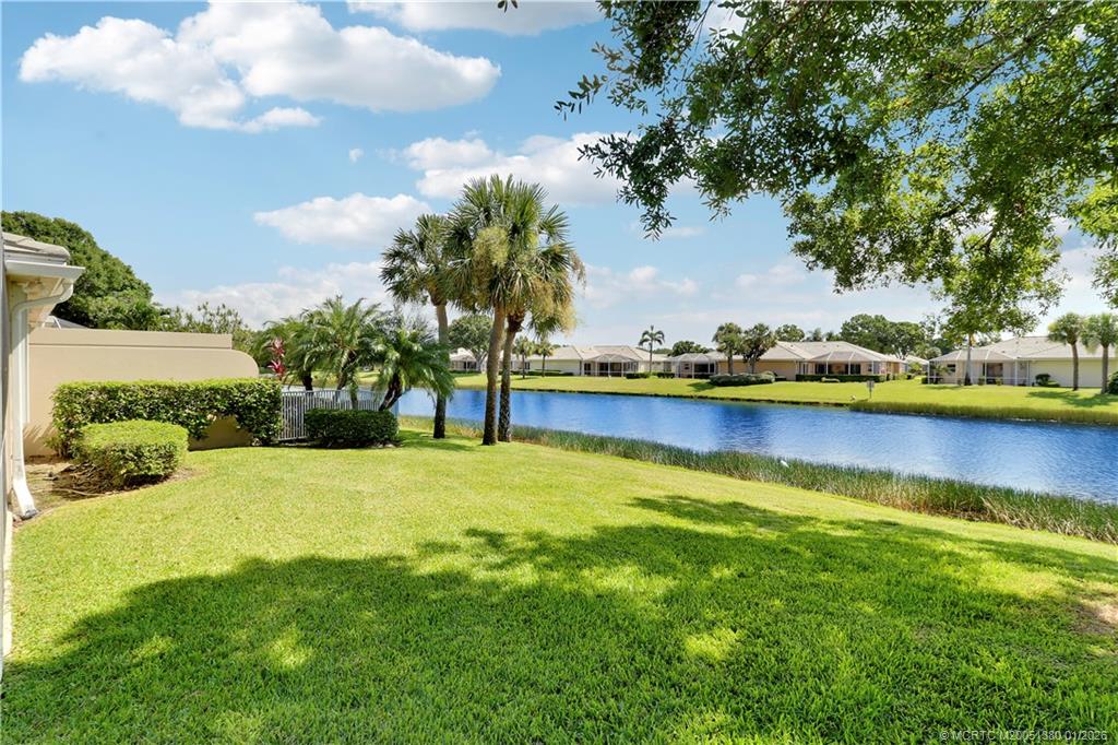 1260 NW Bentley Circle A