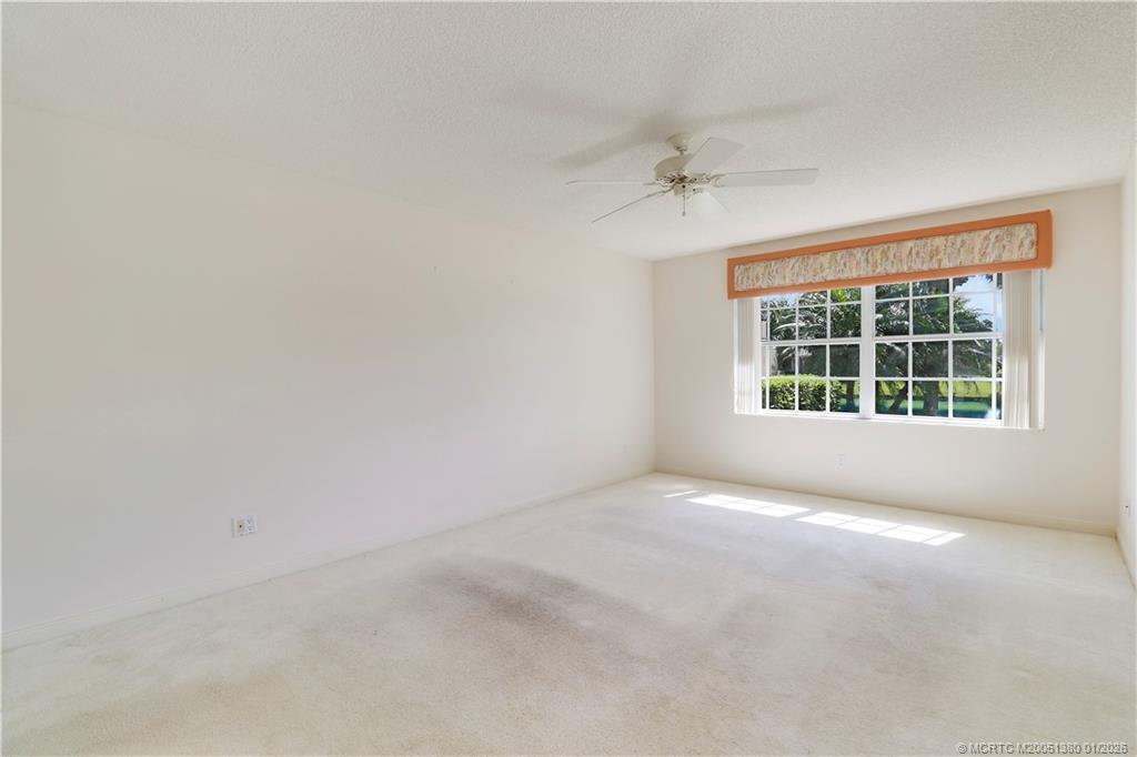 1260 NW Bentley Circle A