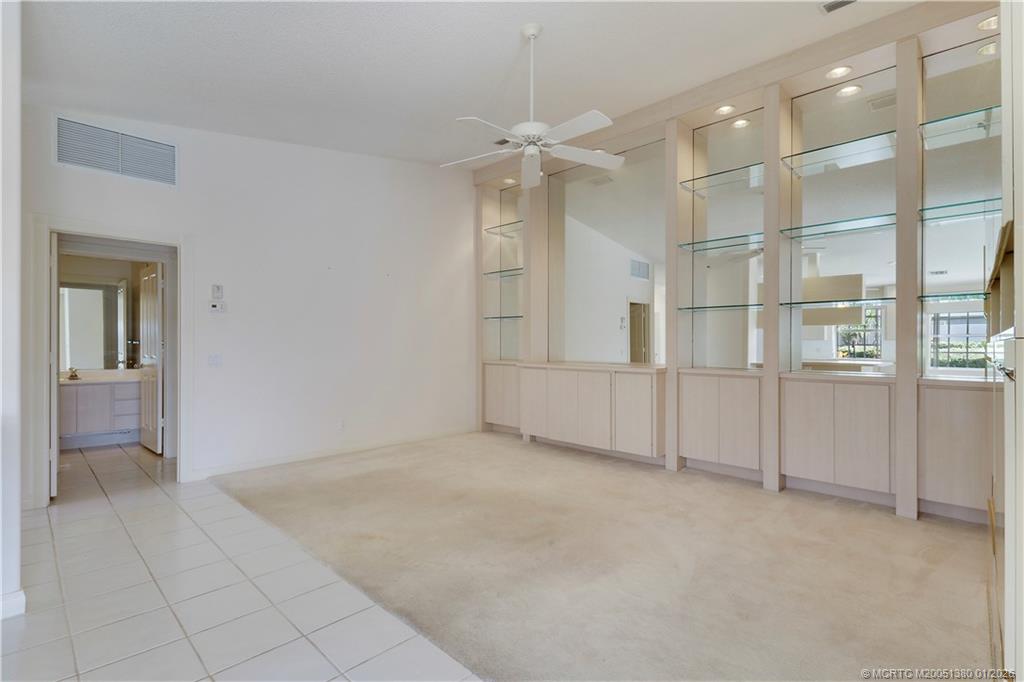 1260 NW Bentley Circle A