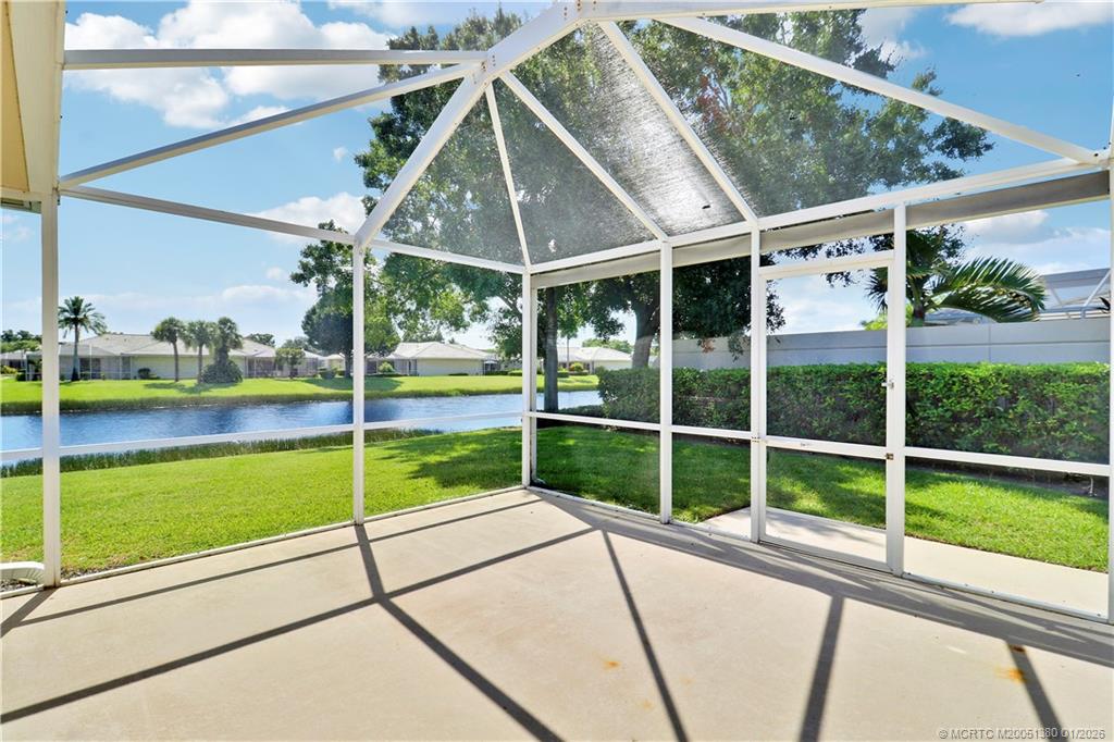 1260 NW Bentley Circle A