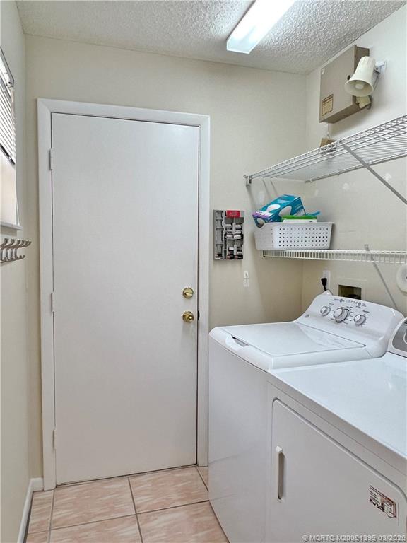 3903 SW Whispering Sound Drive