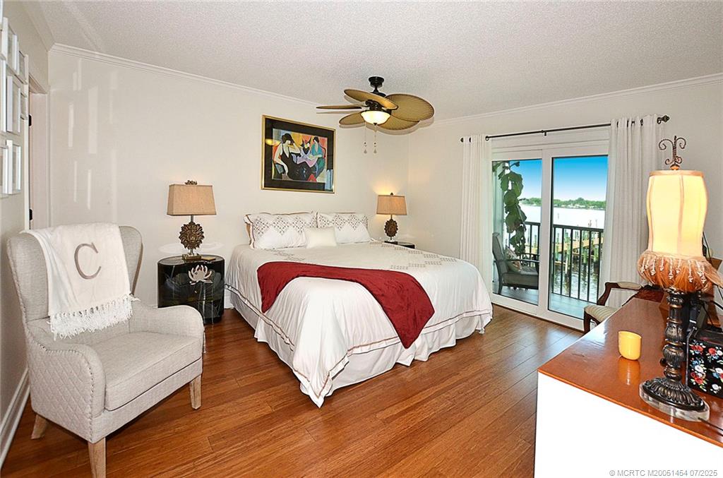 1860 SW Palm City Road 206