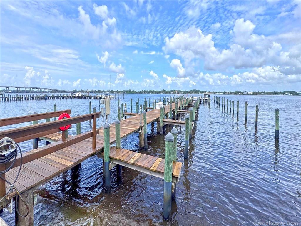 1860 SW Palm City Road 206