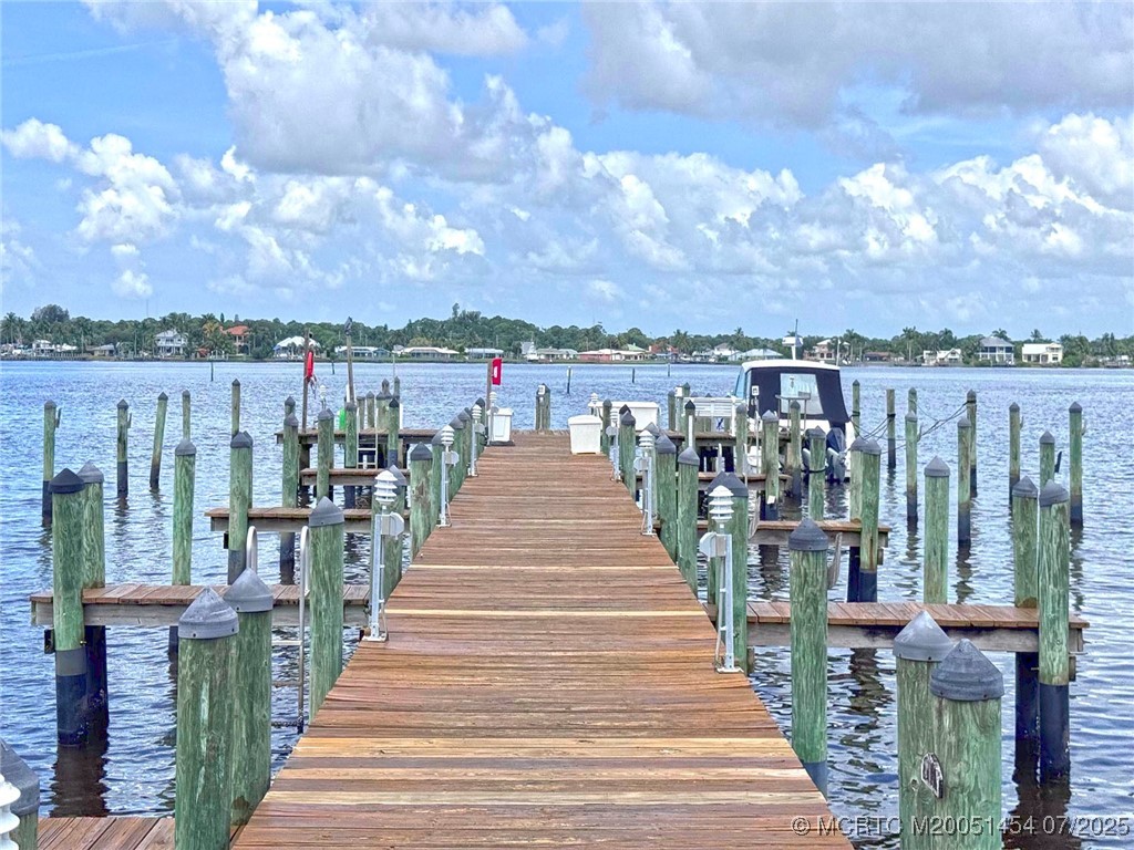 1860 SW Palm City Road 206