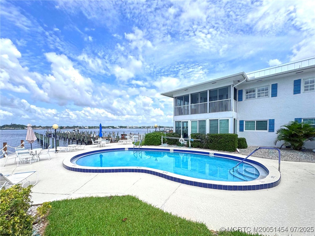 1860 SW Palm City Road 206