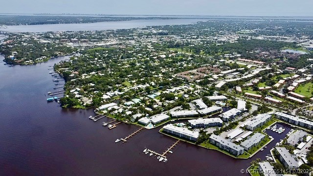 1860 SW Palm City Road 206