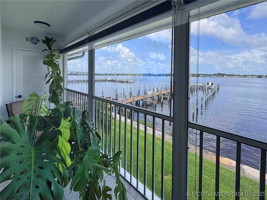 1860 SW Palm City Road 206
