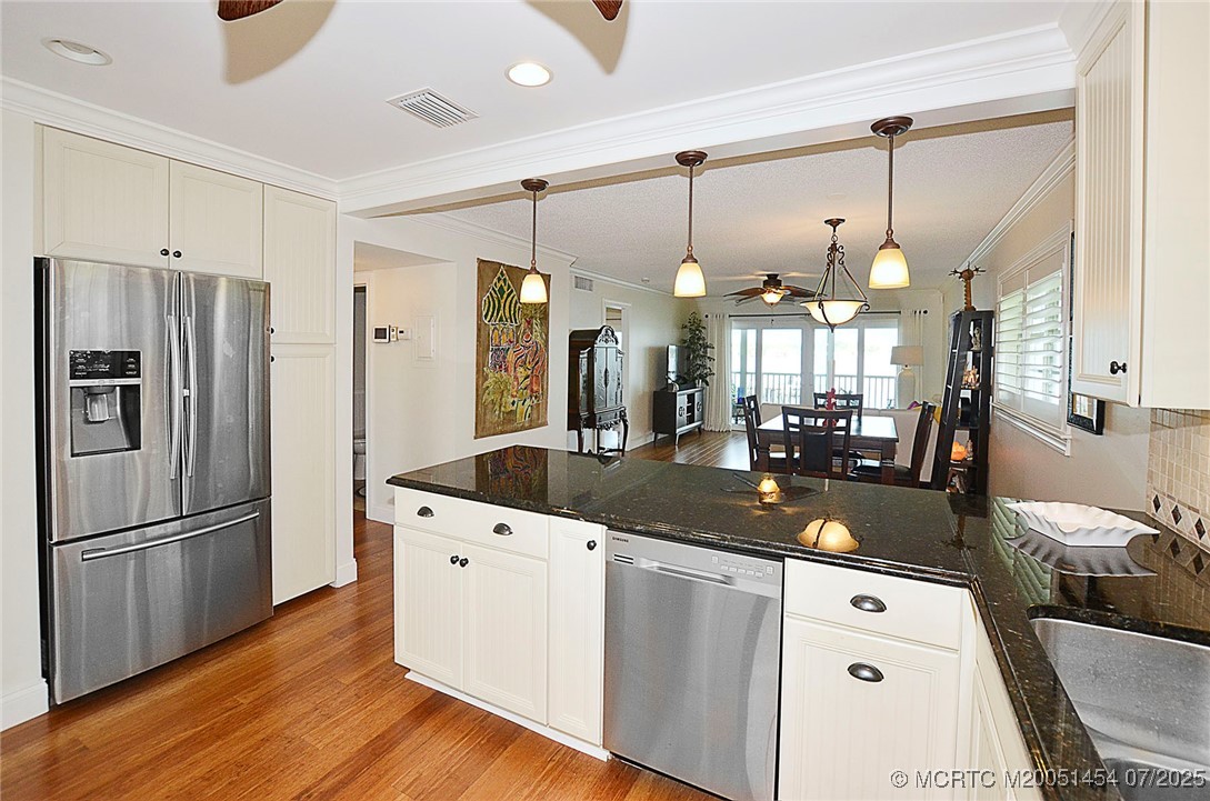 1860 SW Palm City Road 206
