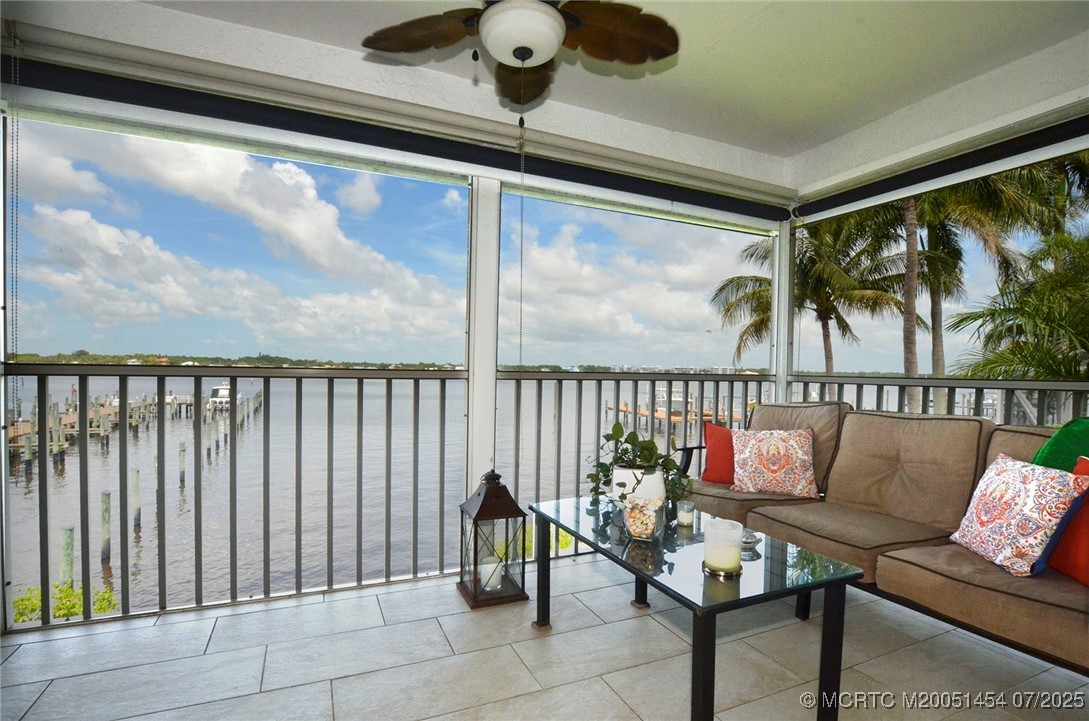 1860 SW Palm City Road 206