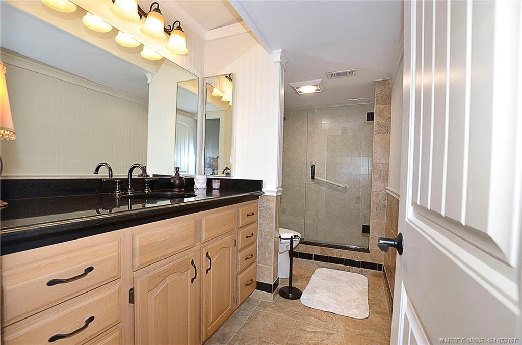 1860 SW Palm City Road 206